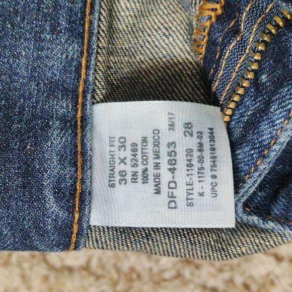 Jeans - Picture 6 of 8